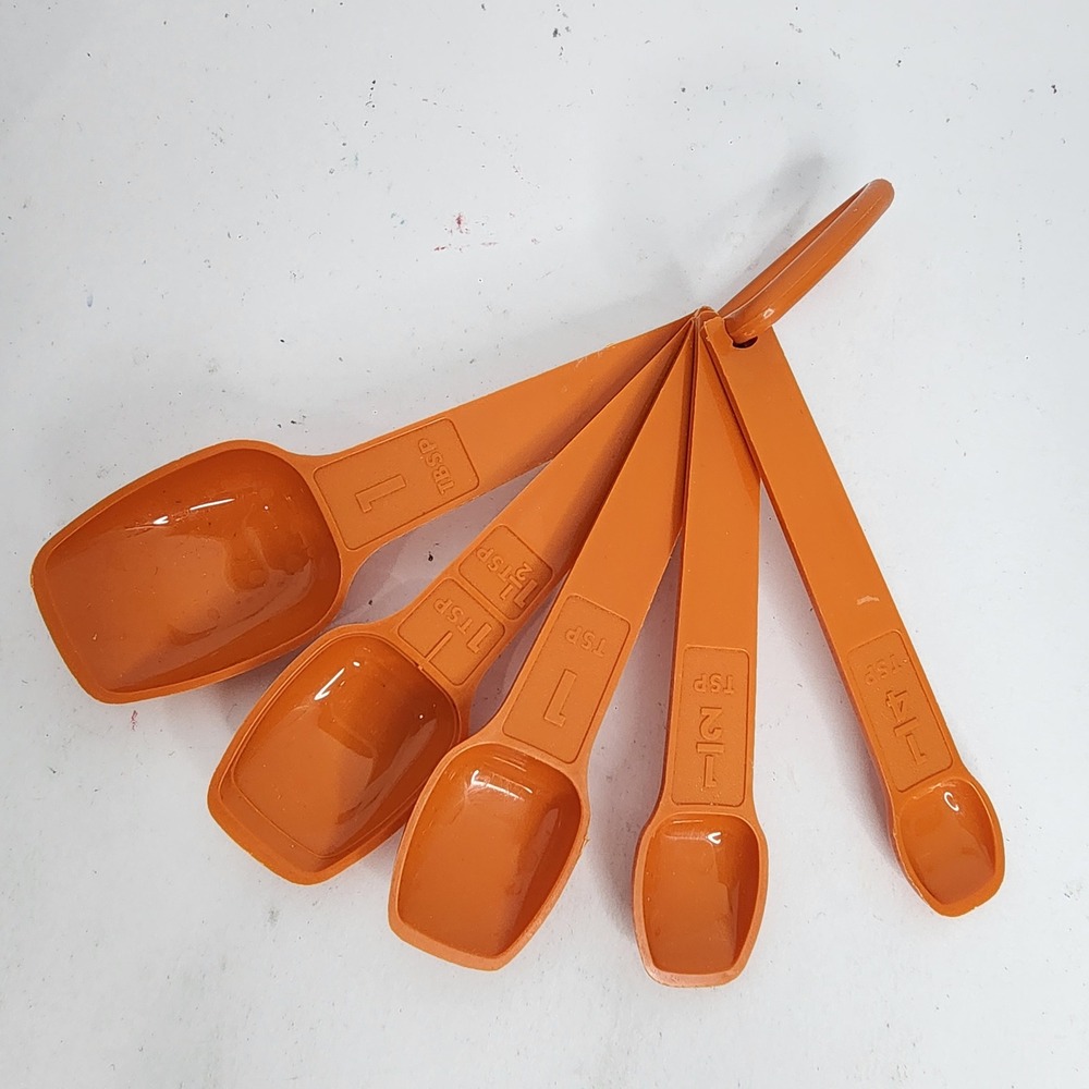 Tupperware Measuring Spoons Unisex OS Orange Vintage D-Ring Set of 5
